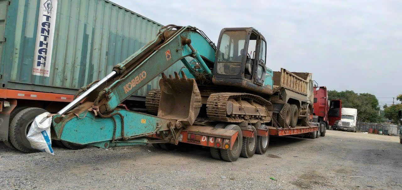 Vận Chuyển Xe Cuốc