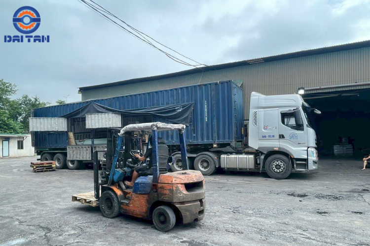 Giá trucking container từ Cảng Phước An đi KCN Đông Anh