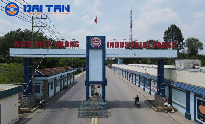 Giá trucking container từ cảng Hà Nội đi KCN Việt Hương