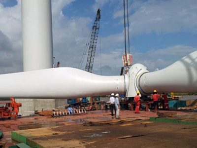 XE VẬN CHUYỂN HÀNG MÁY MÓC LỚN TẠI BÌNH DƯƠNG